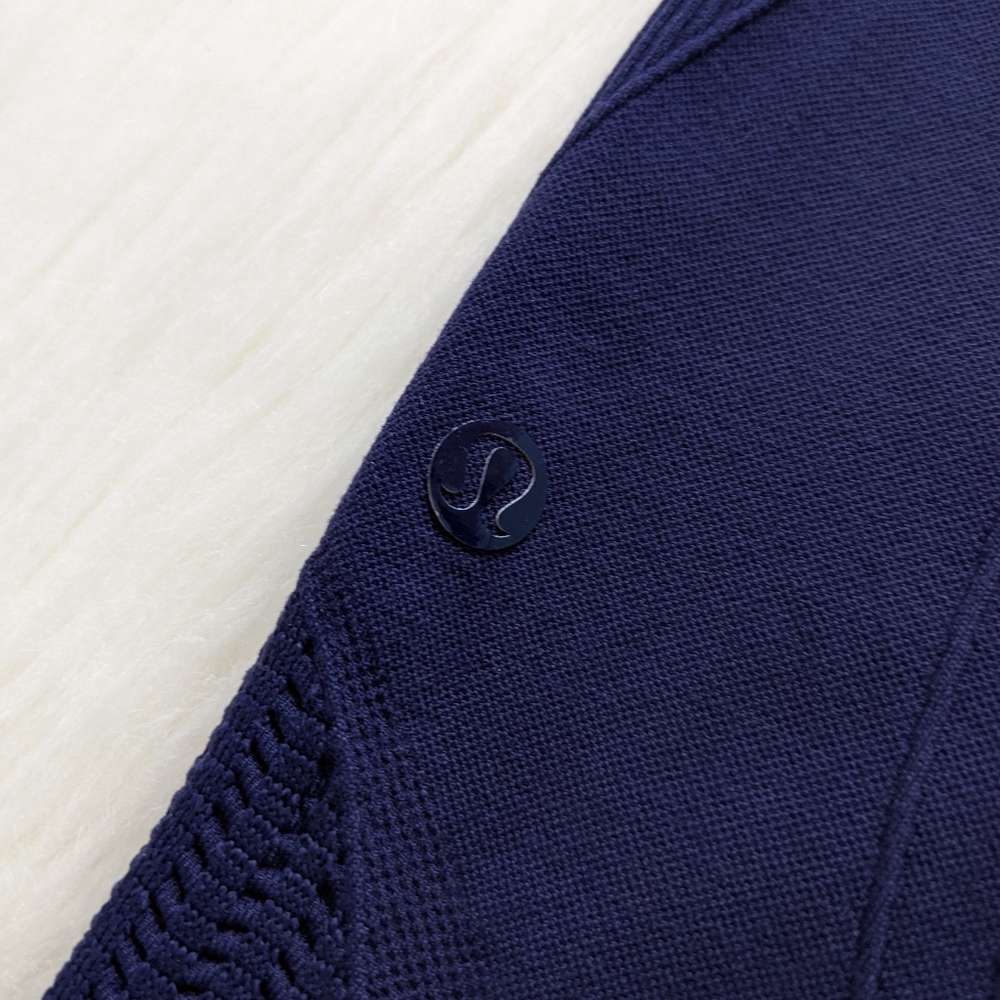 Lululemon Flow & Go Blue Cropped Leggings | Size *S/M* - Picture 3 of 12